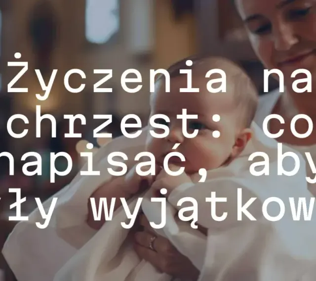 Mądre życzenia na chrzest: jak napisać coś wyjątkowego? Matka trzyma dziecko w bieli.