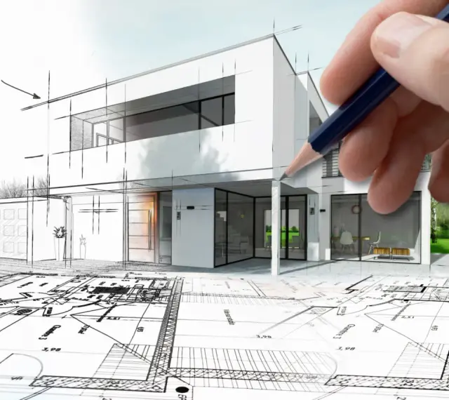 Dłoń trzyma ołówek nad szkicem nowoczesnego domu, który przechodzi w wizualizację. Architekt tworzy marzenie.