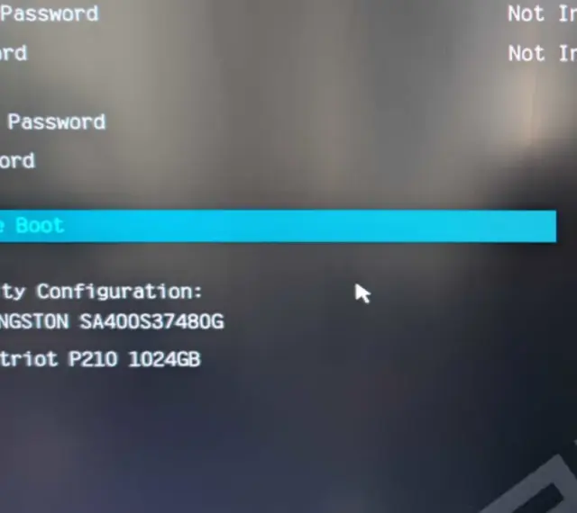 Ustawienia BIOS: Secure Boot, konfiguracja zabezpieczeń dysków HDD. Dostępne opcje zabezpieczeń Windows.