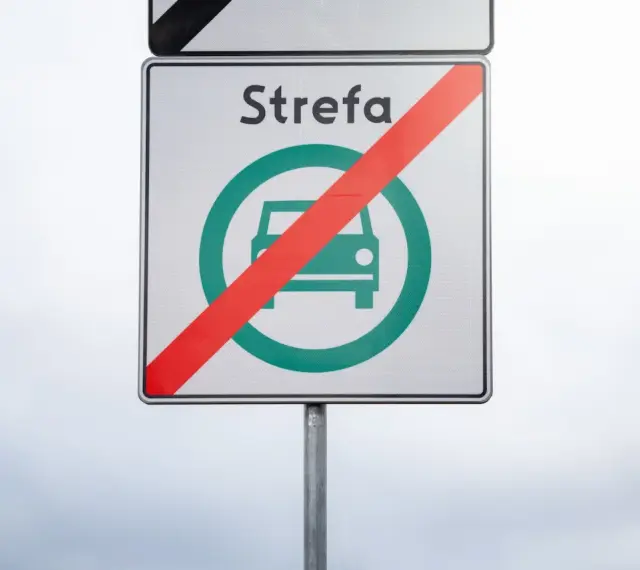 Koniec strefy czystego transportu, zgodnej z normami Euro.