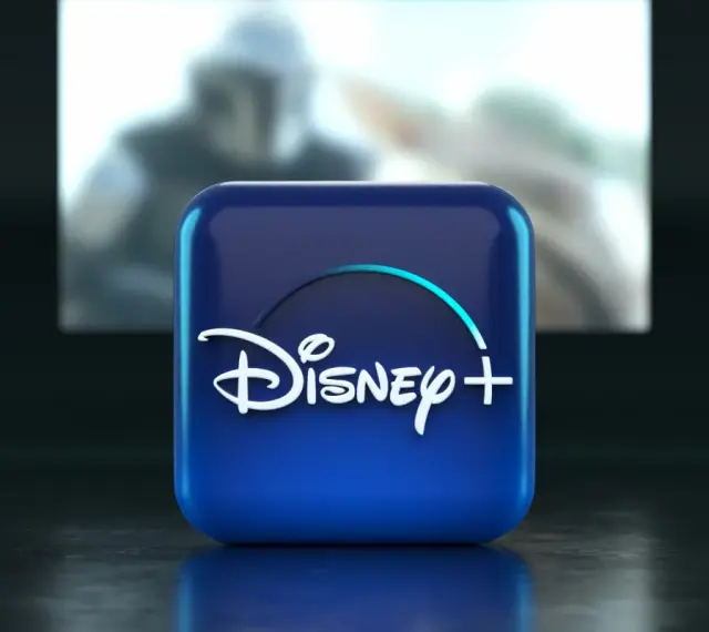 Ikona Disney+ na tle postaci z Gwiezdnych Wojen. Idealna okazja, by skorzystać z disney plus promocja i zanurzyć się w galaktyce!