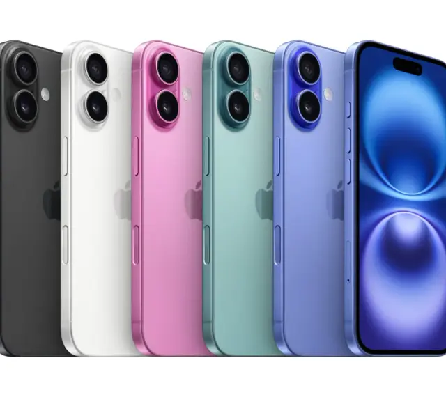 Pięć iPhone'ów 16 w kolorach: czarny, biały, różowy, zielony i fioletowy, prezentuje paletę barw.