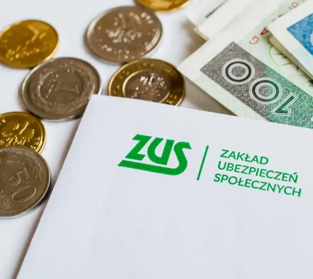 ZUS i monety. Zastanawiasz się, ile można dorobić do emerytury, by nie stracić świadczenia?