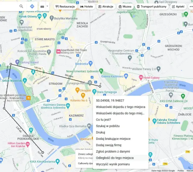 Jak zmierzyć odległość na mapie Google? Kliknij "Odległość do tego miejsca", by poznać dystans między punktami na mapie Krakowa.