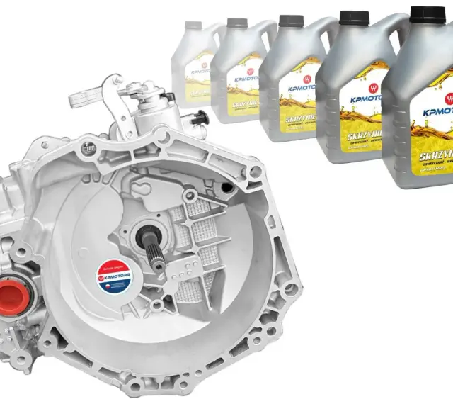 Skrzynia biegów do 1.7 CDTI, obok butelki oleju KPMOTORS.