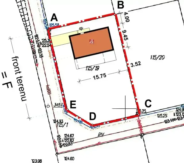 Plan działki z zaznaczonym budynkiem i wymiarami. Określona intensywność zabudowy na podstawie granic działki.