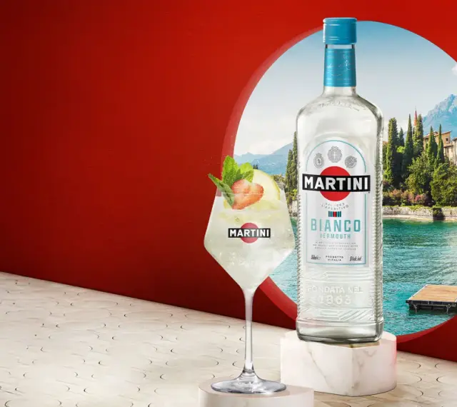 Jak pić Martini Bianco? Proste drinki, które zrobisz w 2 minuty