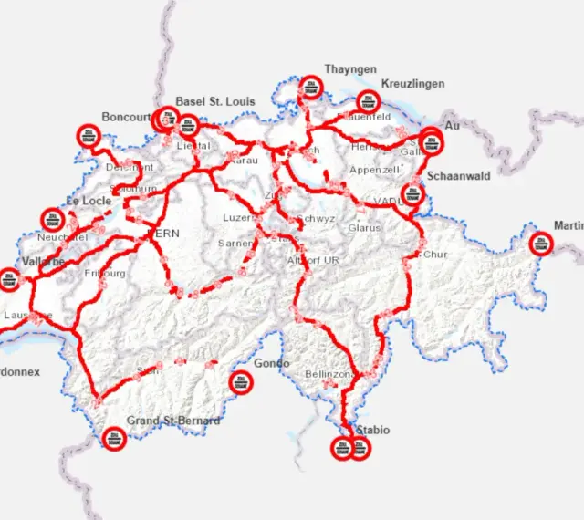 Mapa Szwajcarii z zaznaczonymi trasami i punktami granicznymi.