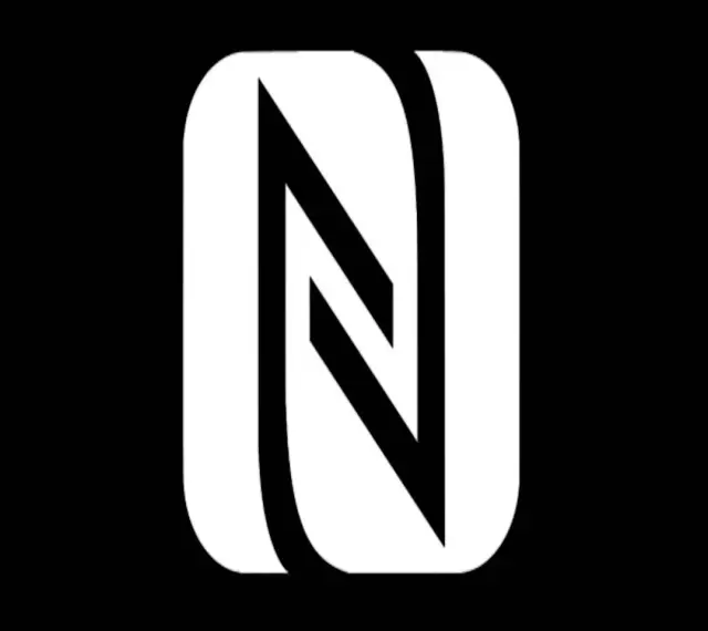 Logo NFC, technologii zbliżeniowej. Dowiedz się, nfc co to jest i jak działa.