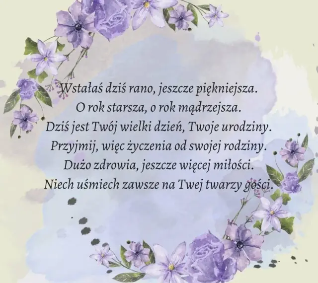 Wzruszające życzenia urodzinowe dla znajomego, otoczone fioletowymi kwiatami.