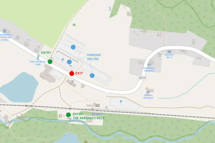 Mapa Adršpach, czeskie kamienne miasto. Wskazuje wejście, wyjście i parking.