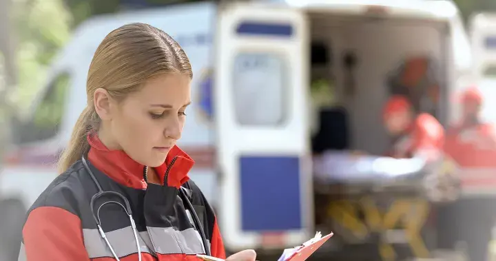 Jak załatwić transport medyczny na nfz bez zbędnych formalności
