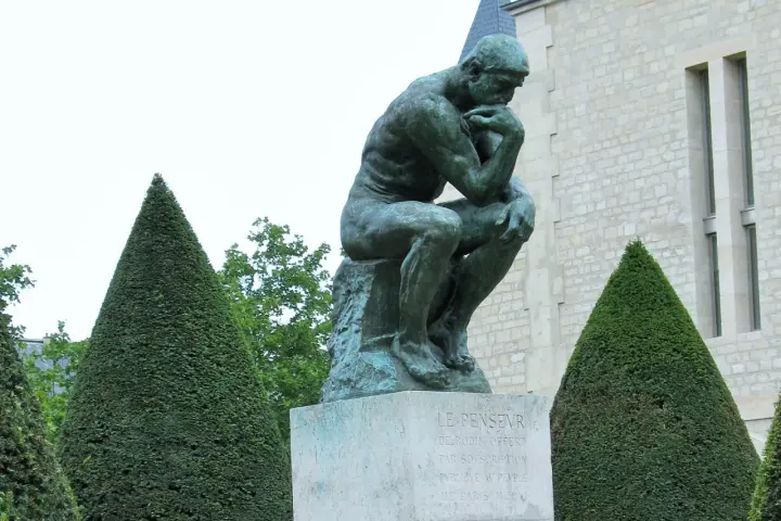 Auguste Rodin i jego rzeźba Myśliciel: historia, znaczenie i wpływ