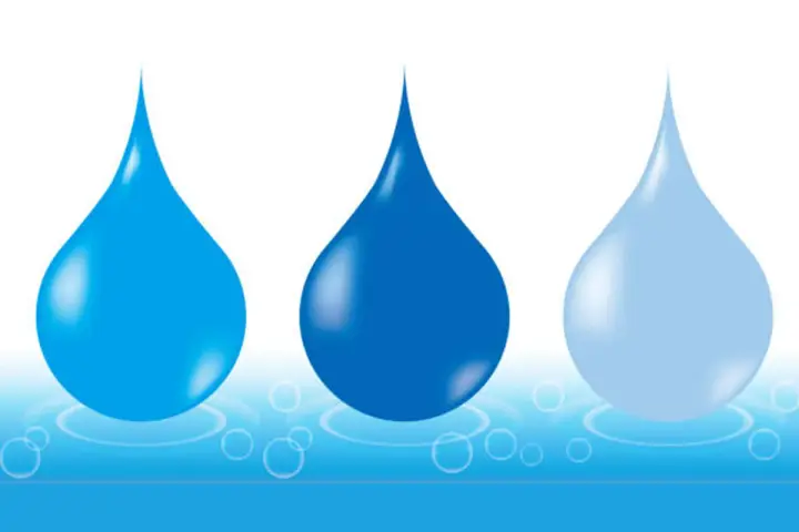Gocce d'acqua blu, una che suggerisce un condizionatore perde acqua unità esterna.