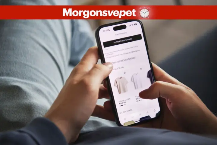 Person använder mobil för att handla kläder, ser information om returer och apple återbetalning.