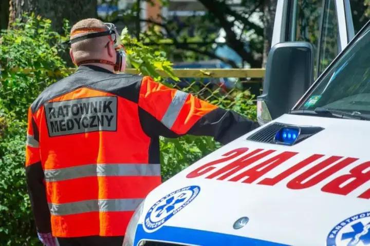 Czy ratownik medyczny może stwierdzić zgon? Poznaj nowe przepisy i zasady