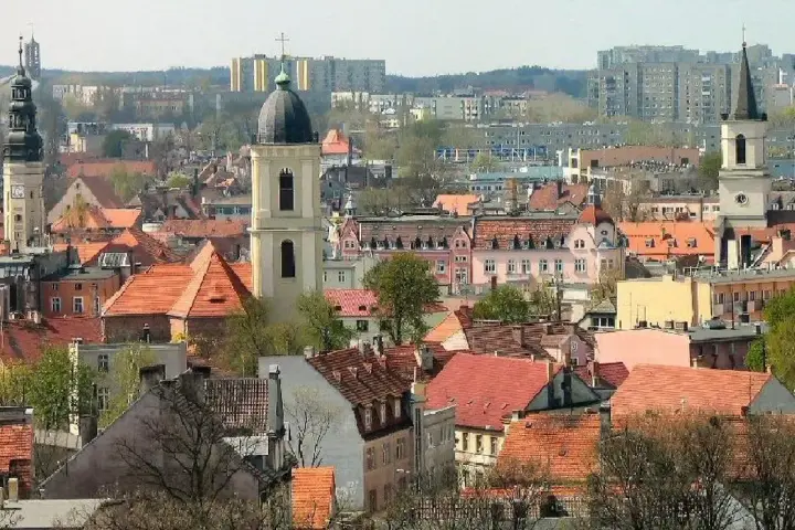 Zielona Góra ile mieszkańców? Zaskakujące fakty o demografii miasta