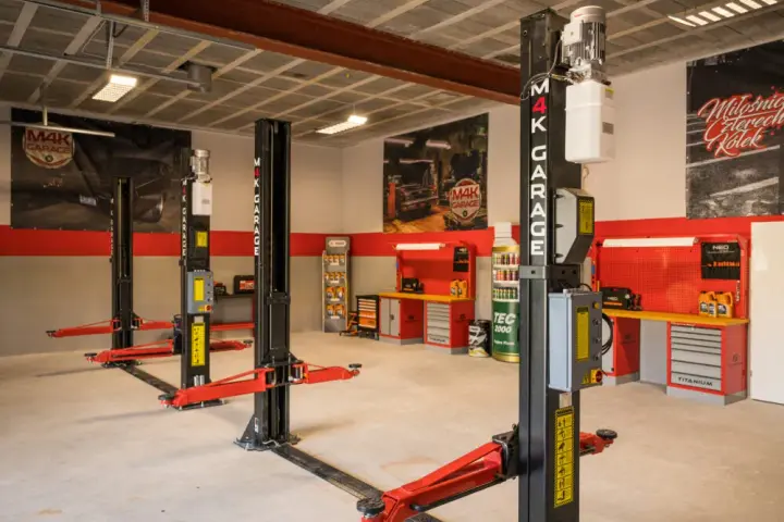 M4K GARAGE: Adres Warszawa, usługi i jak zrealizować projekt?