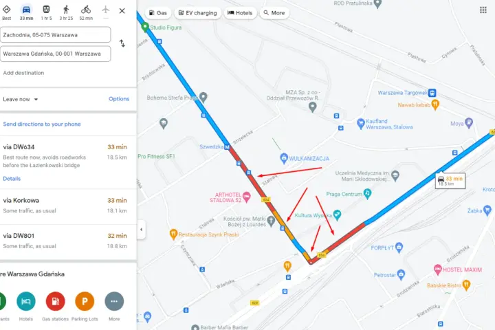 Trasa w aplikacji Google Maps z Warszawy Zachodniej do Gdańskiej, z zaznaczonymi objazdami i informacją o robotach drogowych.