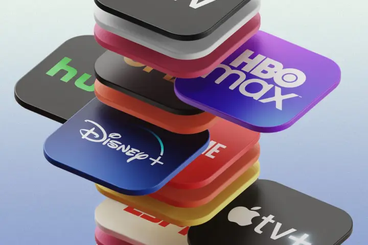 Stos ikon popularnych platform streamingowych: Disney+, HBO Max, Hulu, Apple TV+ i inne.