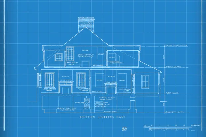 Sezione est di una casa, con dettagli architettonici e misure. Un disegnatore CAD ha creato questo progetto.