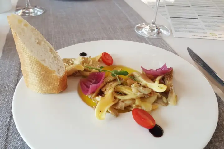 Uniejów gdzie zjeść - najlepsze restauracje i pyszne jedzenie