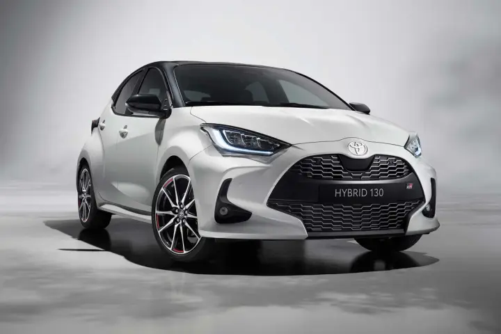 Hybryda Hyundai czy Toyota - która zapewni lepszą wydajność i oszczędność?