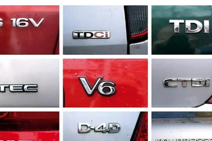 Różne oznaczenia silników samochodowych: 1.6 16V, TDCi, TDI, VTEC, V6, CTDi, D-4D. Niektóre z nich to oznaczenia silników diesel.