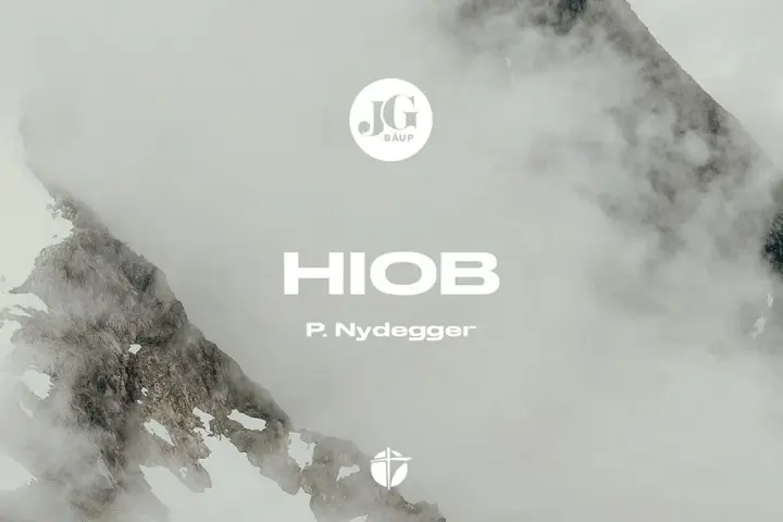 Berglandschaft im Nebel. Der Text "HIOB 38 11" und "P. Nydegger" sind sichtbar.