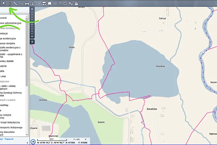 Mapa ewidencyjna z zaznaczonymi granicami obrębów, działkami ewidencyjnymi i budynkami. Widoczne są również hydrografia i nazwy miejscowości.