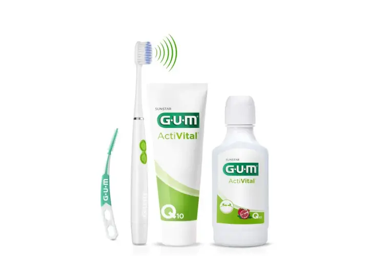 Kit per la corretta igiene orale: spazzolino elettrico, dentifricio e collutorio GUM ActiVital con Q10.
