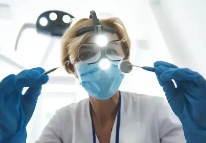 Ile zarabia dentysta w prywatnym gabinecie? Fakty, które zaskakują
