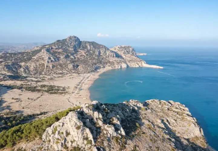 Najpiękniejsze miejsca na Rodos, które musisz zobaczyć w tym roku