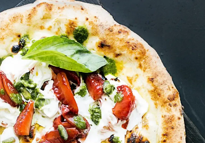 Pizza: Która ma najmniej kalorii? Praktyczny przewodnik