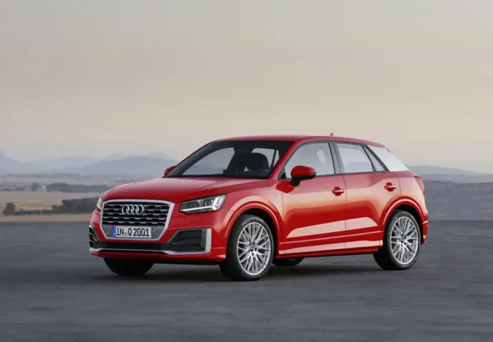 Audi Q2 wymiary: Czy zmieści się w Twoim garażu i w mieście?