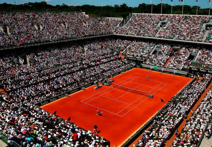 Czy puchar Roland Garros jest przechodni? Odkryj jego historię i zasady