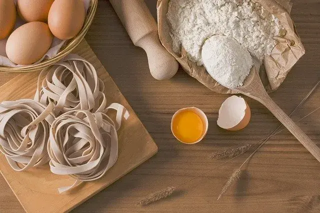 Czym zastąpić mąkę ryżową w kimchi? Sprawdzone zamienniki!