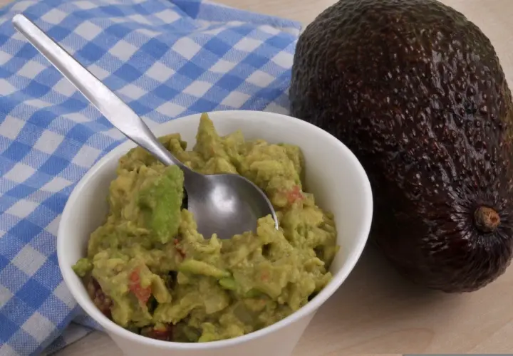 Jak uratować gorzkie guacamole i cieszyć się jego smakiem