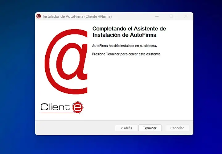 Instalación de AutoFirma completada. Ya puedes añadir firma a AutoFirma. Presiona "Terminar" para cerrar.