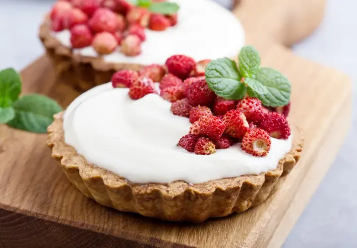 Jak przygotować desery? Spróbuj tartaletek z kremem mascarpone!
