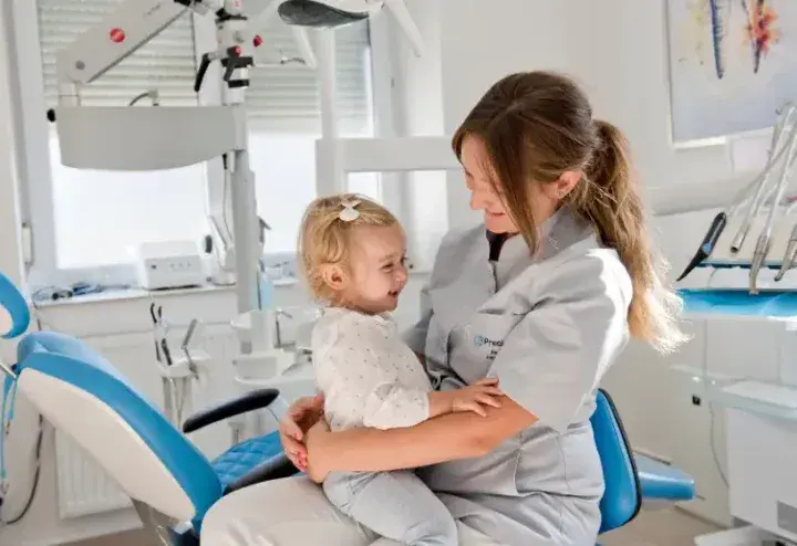 Dentysta krok po kroku: Jak łatwo umówić wizytę w Polsce?