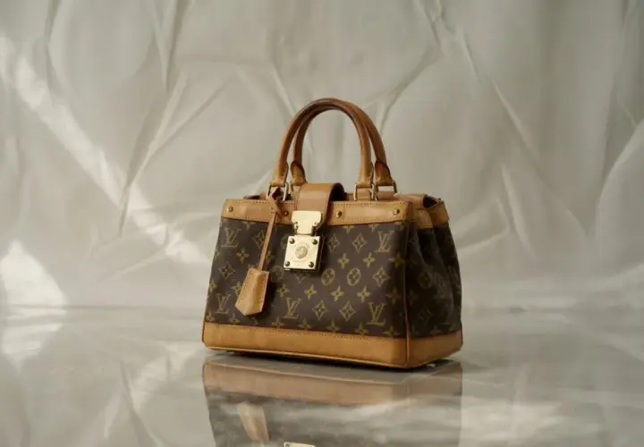 Z czego wykonane są torebki Louis Vuitton? Odkryj ich jakość i materiały