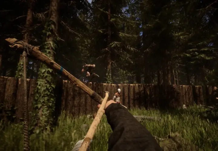 Gracz celuje z łuku w potwory w lesie. Zastanawiasz się, ile kosztuje Sons of the Forest na Steam?