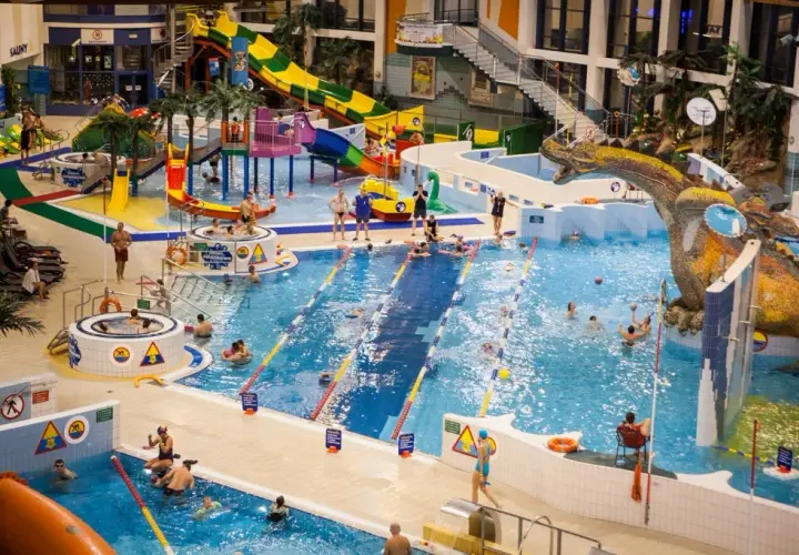MultiSport Park Wodny Kraków: 70 minut, dopłaty, zasady. Uniknij pułapek!