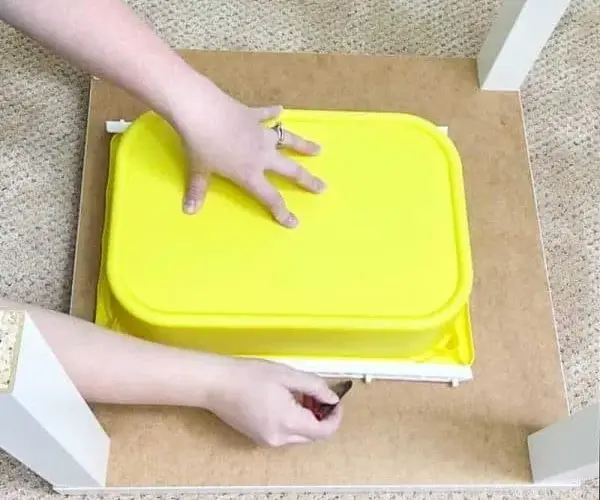 Jak stworzyć idealny stół LEGO DIY: proste metody i materiały