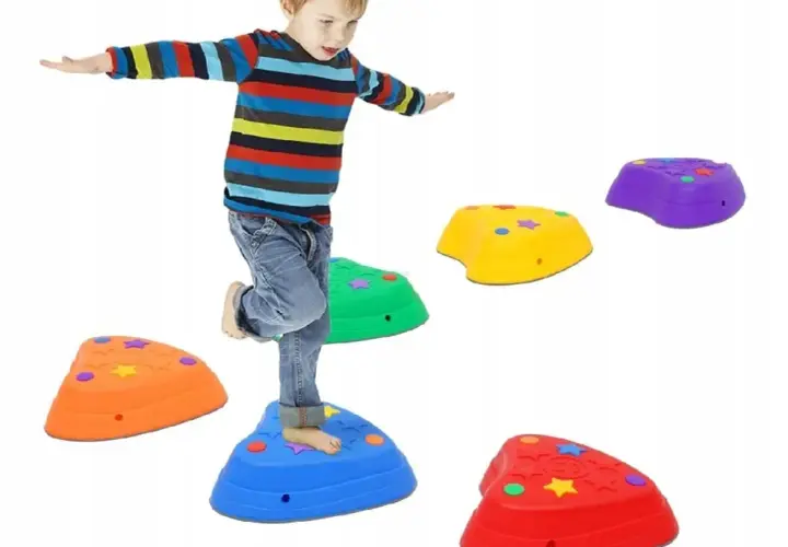 Panele sensoryczne dla dzieci – jak wspierają rozwój i zabawę