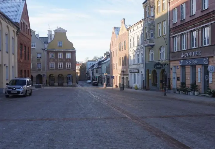 Jelenia Góra ile mieszkańców? Zaskakujące dane o spadku populacji