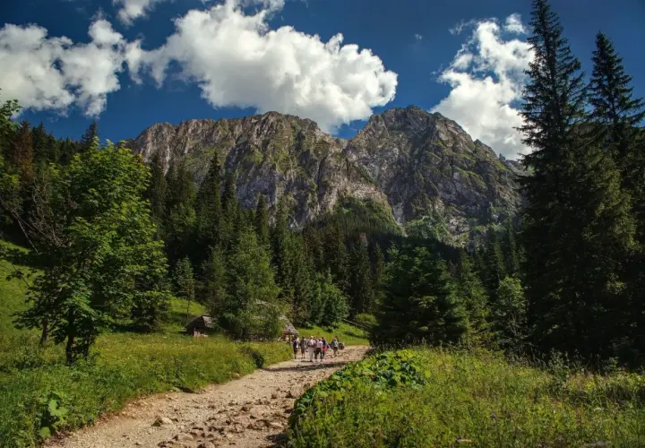 Czy wejście na Giewont jest trudne? Odkryj wyzwania i przygotowanie