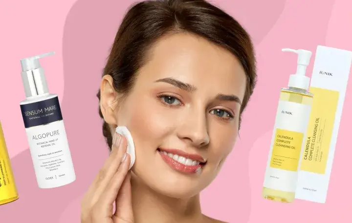 Kobieta z wacikiem usuwa makijaż, obok kosmetyki: jaki olejek do demakijażu wybrać? Resibo, Sensum Mare, Iunik, Bioderma.