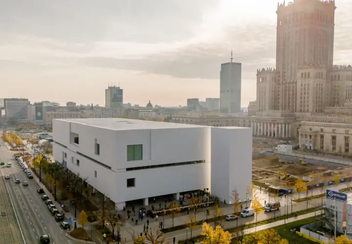 Nowe muzeum sztuki nowoczesnej w Warszawie - co warto wiedzieć?